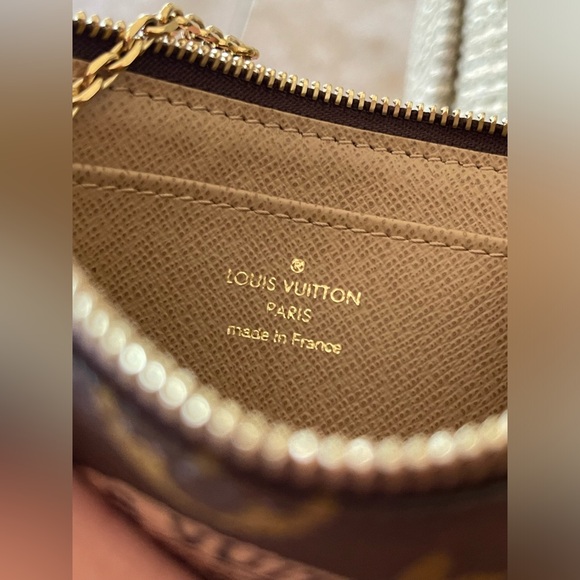 Authentic LOUIS VUITTON Limited Edition Monogram Complice Trunks Key Cles Coin - Picture 10 of 12